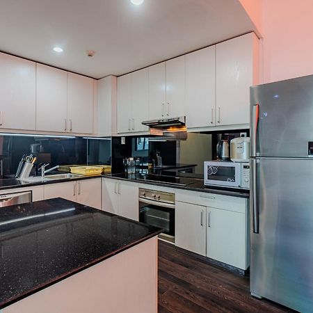 Son&Henry Sailing Tower Apartment Хошимин Екстериор снимка