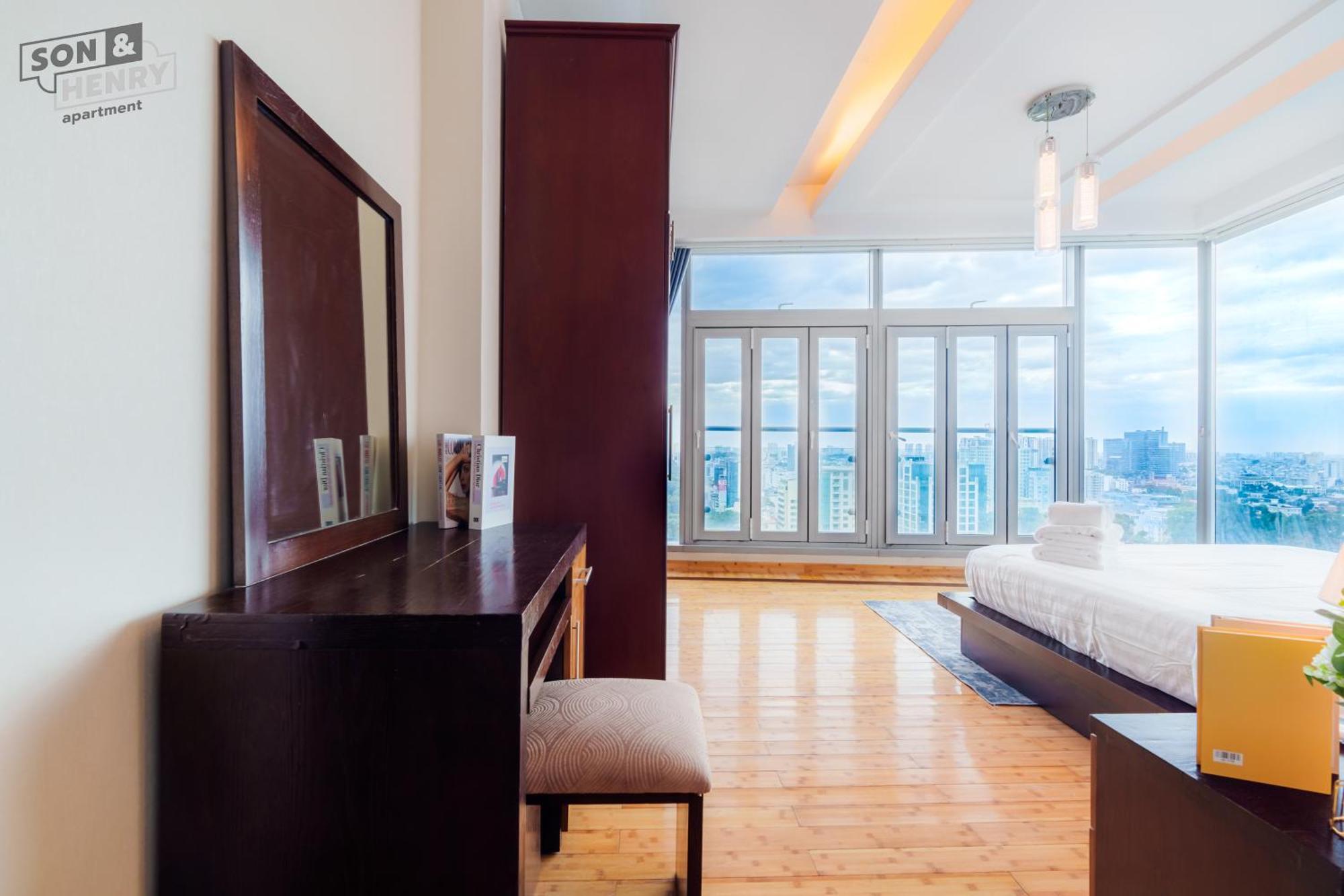 Son&Henry Sailing Tower Apartment Хошимин Екстериор снимка