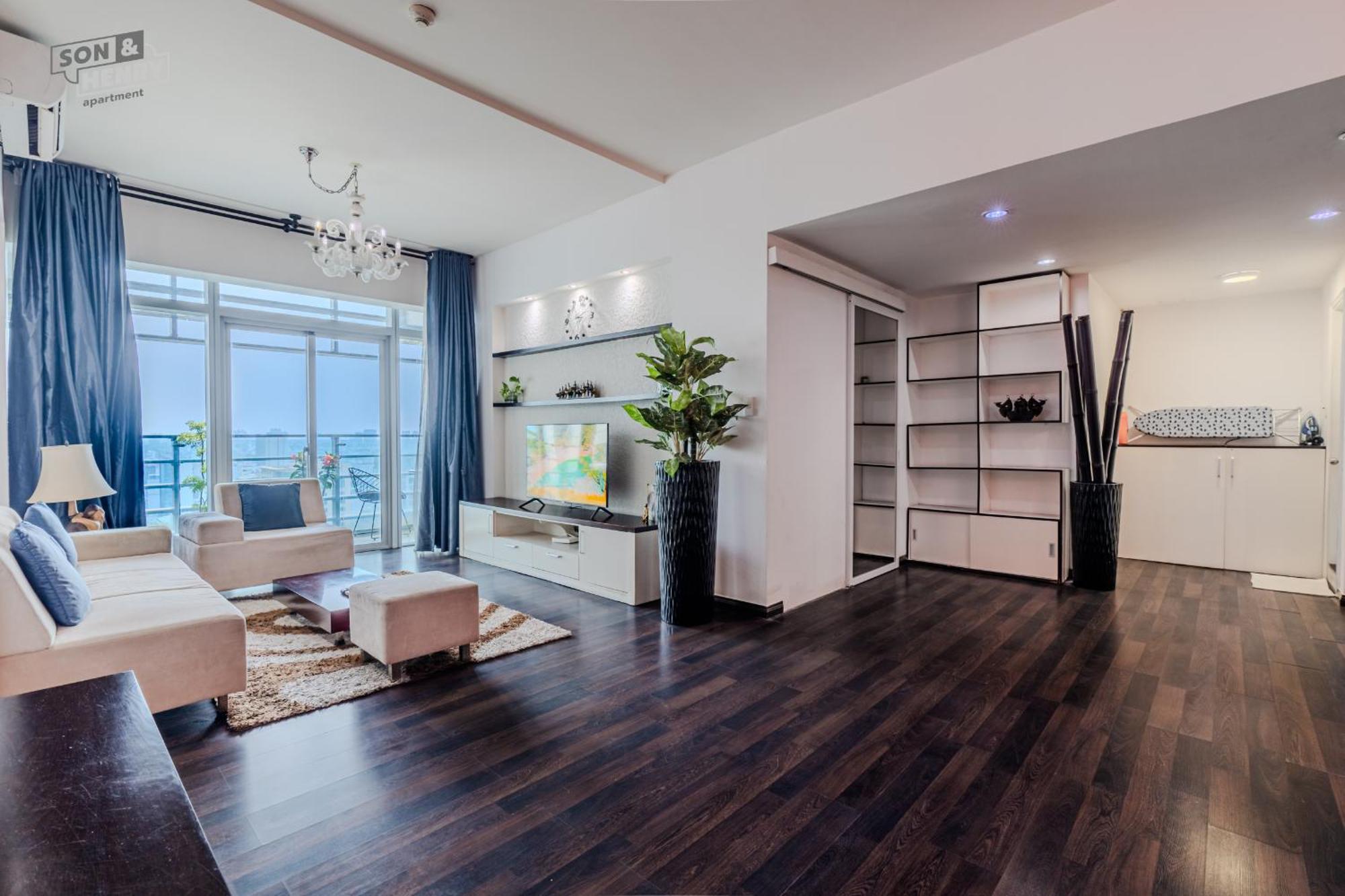 Son&Henry Sailing Tower Apartment Хошимин Екстериор снимка