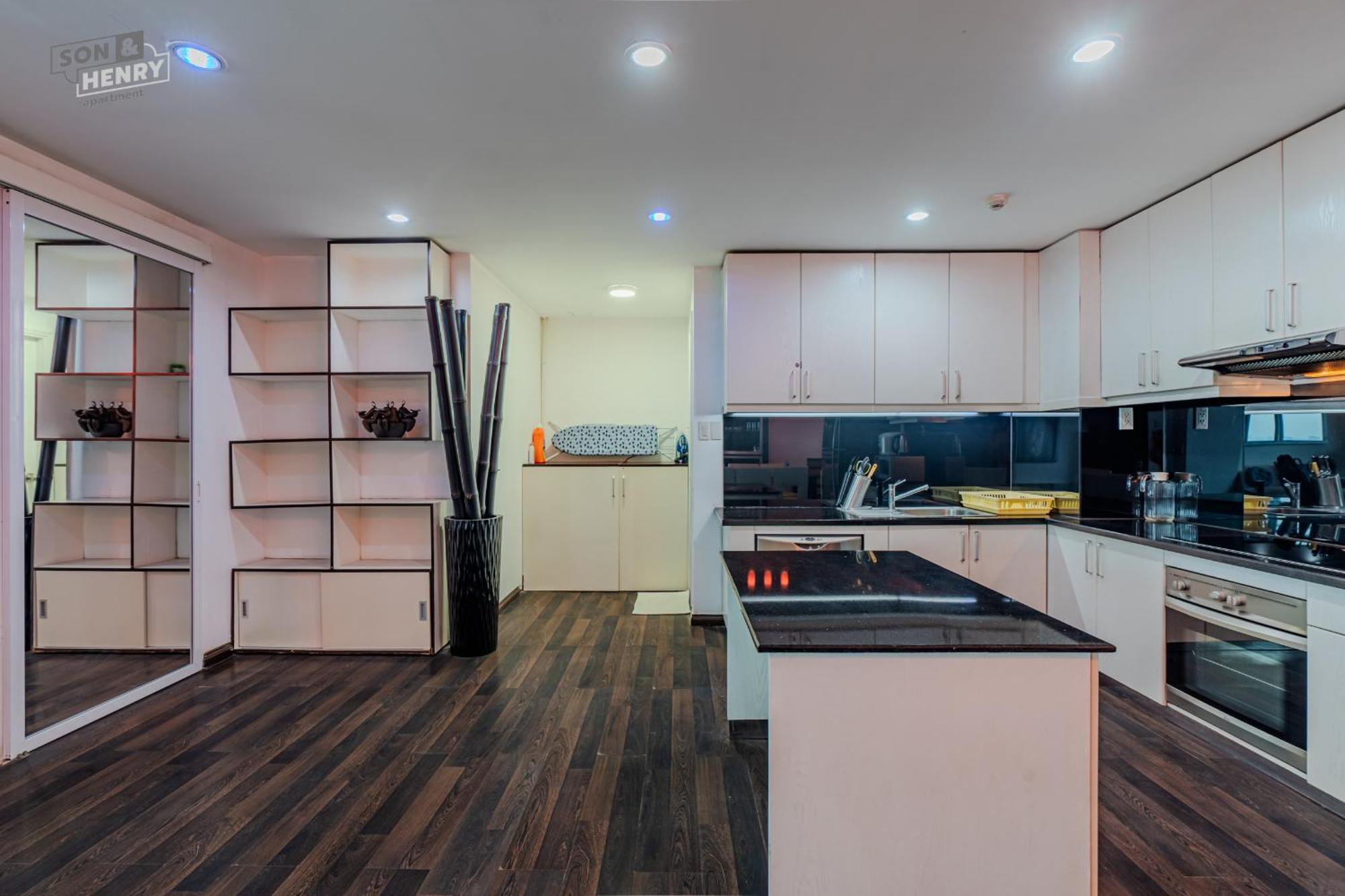 Son&Henry Sailing Tower Apartment Хошимин Екстериор снимка